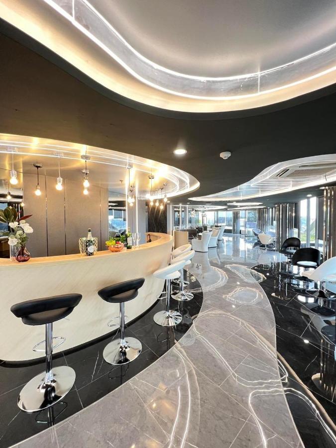 Oakwood Suites Tiwanon Bangkok Nonthaburi Extérieur photo